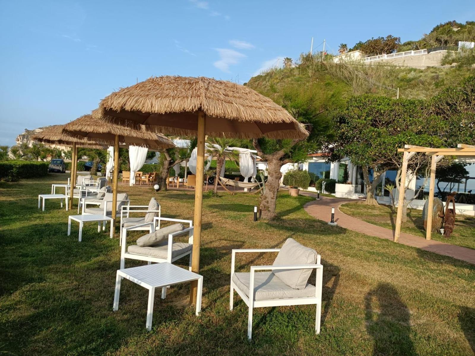 Borgo Di Riaci Beach Resort 산타도메니카 외부 사진
