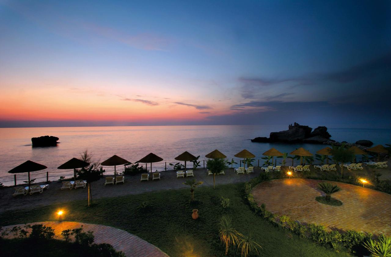 Borgo Di Riaci Beach Resort 산타도메니카 외부 사진
