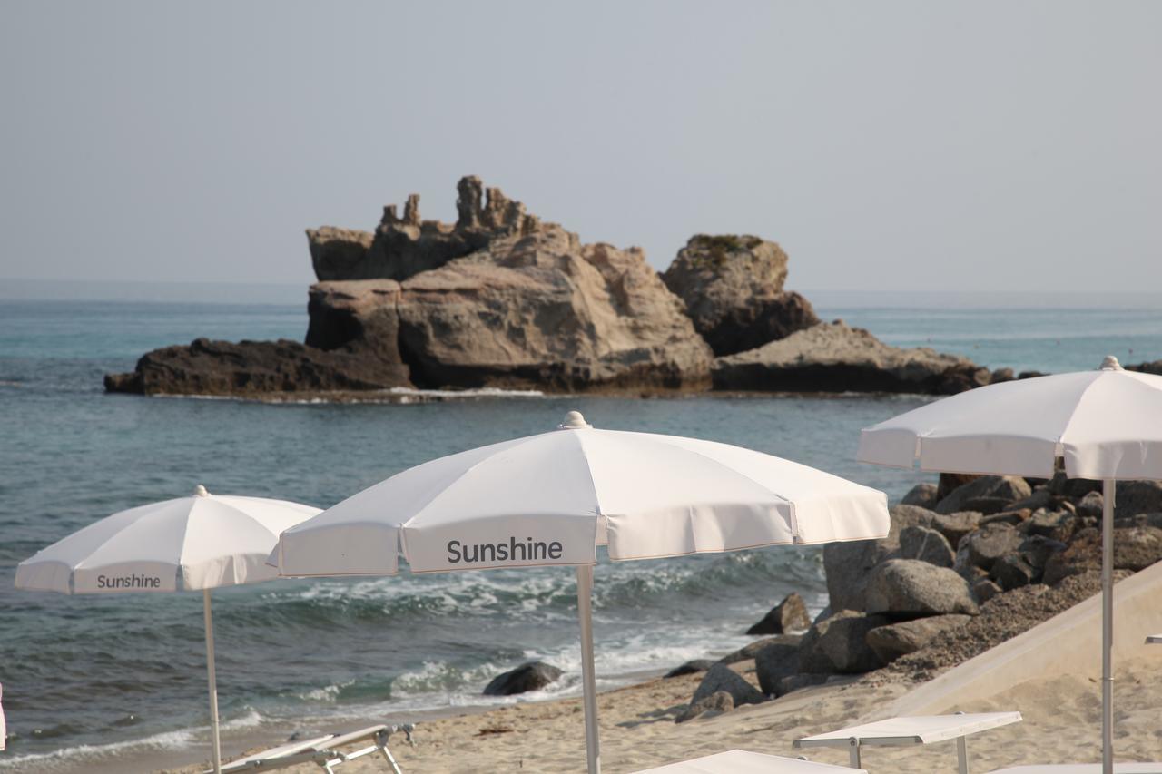 Borgo Di Riaci Beach Resort 산타도메니카 외부 사진