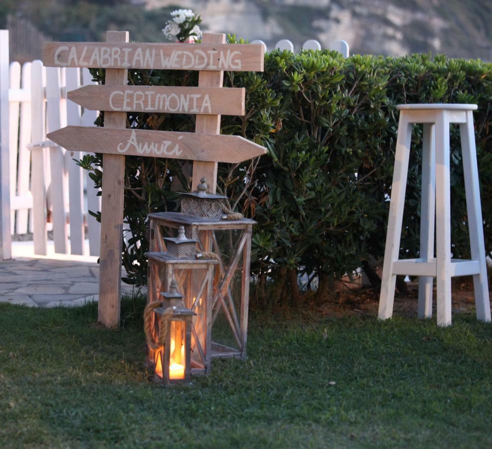 Borgo Di Riaci Beach Resort 산타도메니카 외부 사진