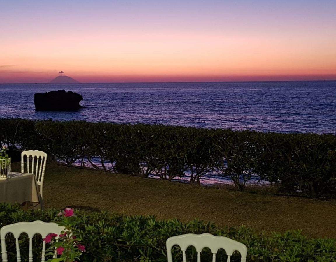 Borgo Di Riaci Beach Resort 산타도메니카 외부 사진