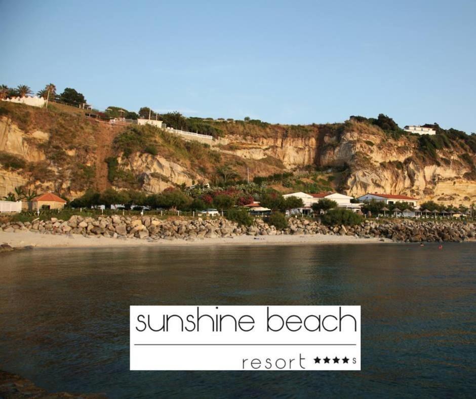 Borgo Di Riaci Beach Resort 산타도메니카 외부 사진